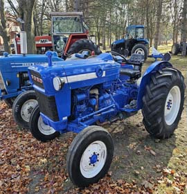 ford-tractor-23